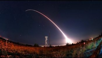 Видео испытания межконтинентальной ракеты в США