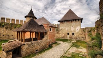 В Украине отреставрируют 22 культурно-исторические достопримечательности