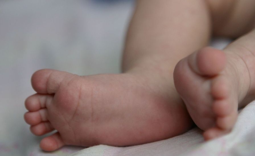 Полицейские Днепра спасли жизнь годовалому ребенку