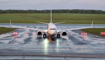 В СНБО заявили о полном прекращении авиасообщения между Украиной и Беларусью
