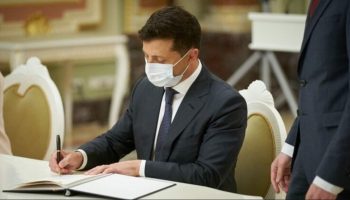 Зеленский уволил посла Украины в Турции