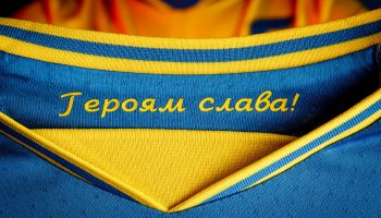 Павелко завершил переговоры с УЕФА: лозунг «Героям Слава» оставят, но заклеят эмблемой