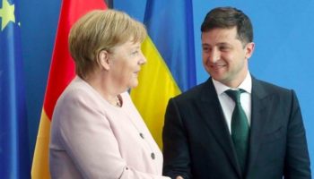 Зеленский и Меркель обменялись приглашениями посетить Киев и Берлин