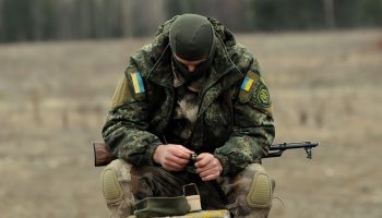 Оккупанты на Донбассе обстреляли украинские позиции вблизи трёх населенных пунктов